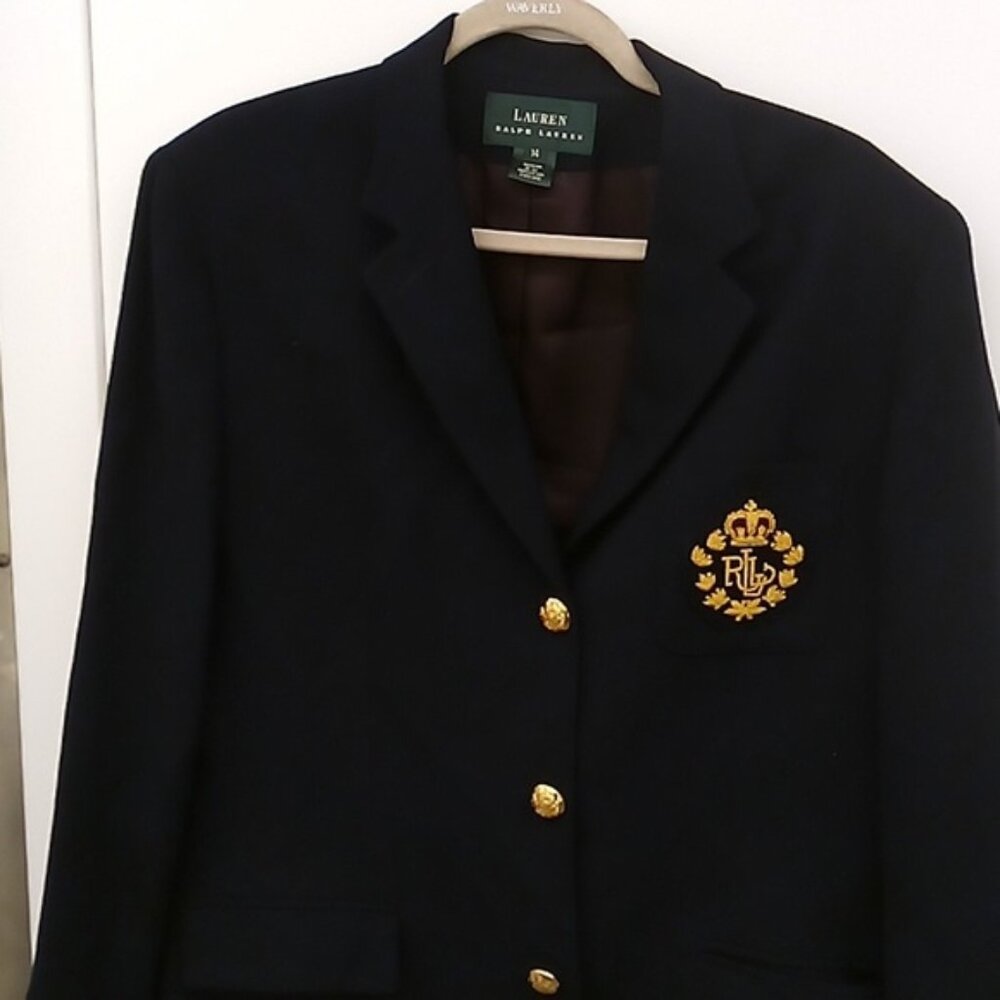 Woman Lauren blue blazer